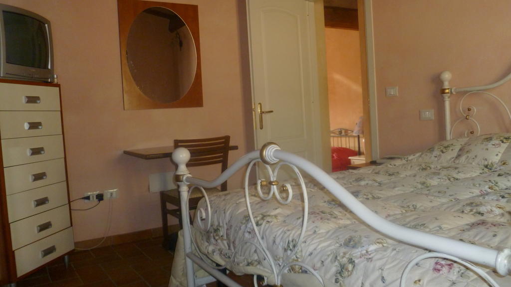 Le Ginestre B & B Massarosa Oda fotoğraf